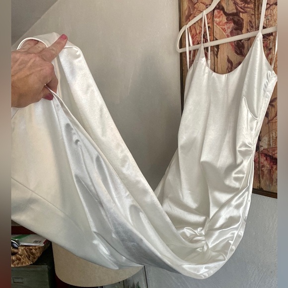 JLUXLABEL IVORY MIDI DRESS SLIT SPLIT DRESS STRETCH BODYCON - Picture 8 of 16